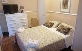 Bed And Breakfast Irnerio Rooms
